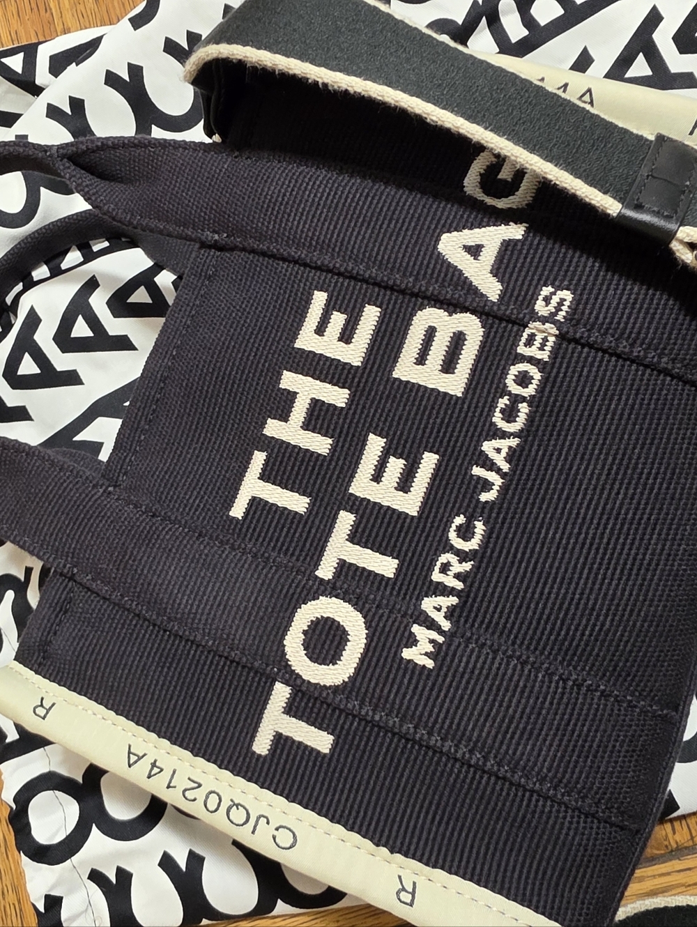 Marc Jacobs Black and White Canvas Mini Tote Bag - Picture 10 of 11